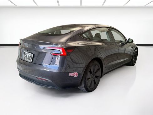 Used 2024 Tesla Model 3 Standard Range RWD image 4