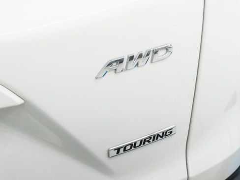 Certified 2018 Honda CR-V Touring image 9