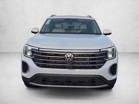 New 2026 Volkswagen Atlas SE image 6