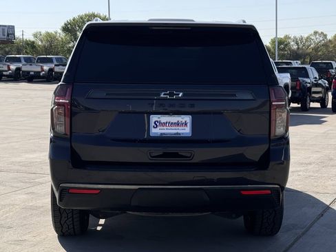 Used 2022 Chevrolet Tahoe Z71 w/ Luxury Package image 5