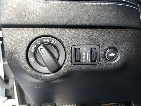 Used 2020 Dodge Charger SRT Hellcat w/ Harman/Kardon Audio Group image 29