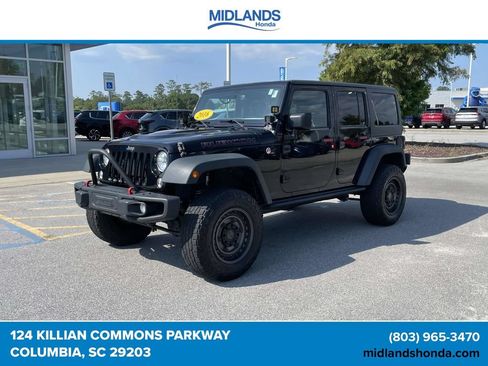 Used 2016 Jeep Wrangler Unlimited Rubicon AWD/4WD image 3