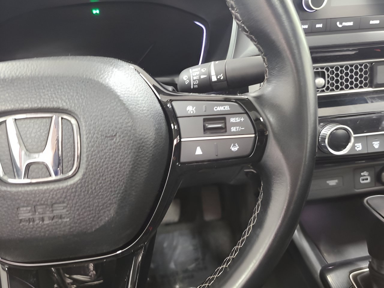 Used 2023 Honda Civic EX image 25