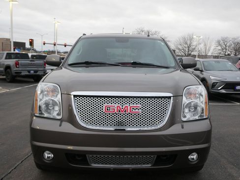 Used 2012 GMC Yukon Denali image 18