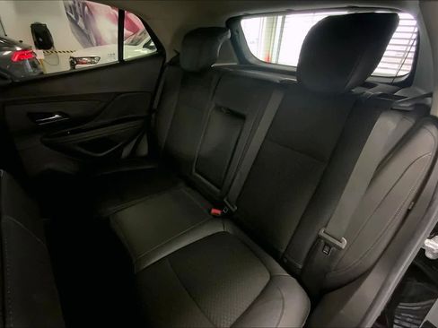 Used 2022 Buick Encore Preferred w/ Safety Package image 27