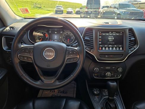 Used 2020 Jeep Cherokee Trailhawk w/ Cold Weather Group image 19