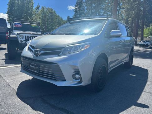 Used 2019 Toyota Sienna Limited Premium w/ Carpet Mat Package AWD/4WD image 1