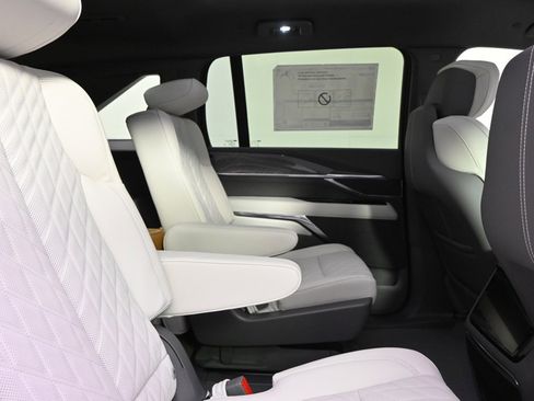 New 2026 Cadillac Escalade IQ Sport 1 w/ LPO, Floor Liner Package image 17