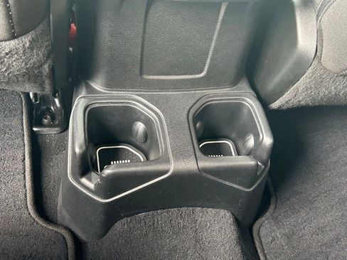 Used 2018 Jeep Wrangler Unlimited Sport AWD/4WD image 43