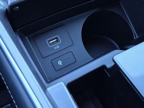 Used 2023 Hyundai Santa Fe Calligraphy image 35