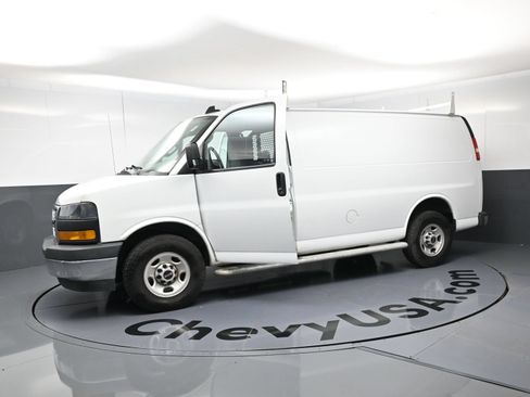 Used 2021 GMC Savana 2500 w/ Driver Convenience Package RWD image 19
