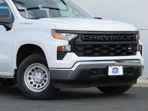Used 2023 Chevrolet Silverado 1500 W/T w/ WT Safety Package AWD/4WD image 4