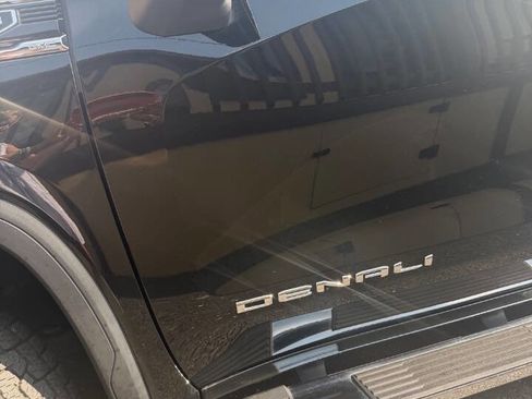 Used 2020 GMC Sierra 1500 Denali AWD/4WD image 2