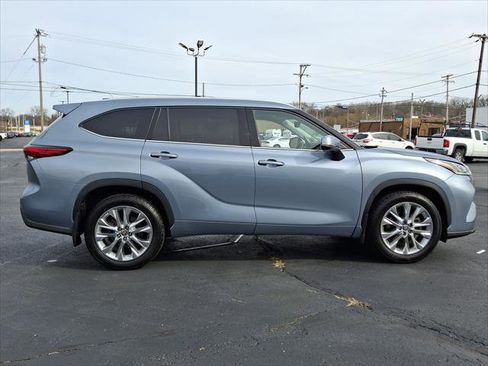 Used 2021 Toyota Highlander Limited image 26