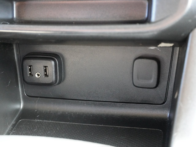 Used 2021 Chevrolet Colorado LT w/ LT Convenience Package RWD image 38