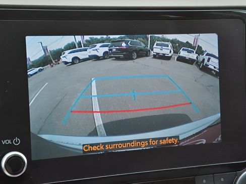 Certified 2024 Toyota Highlander XLE AWD/4WD image 28
