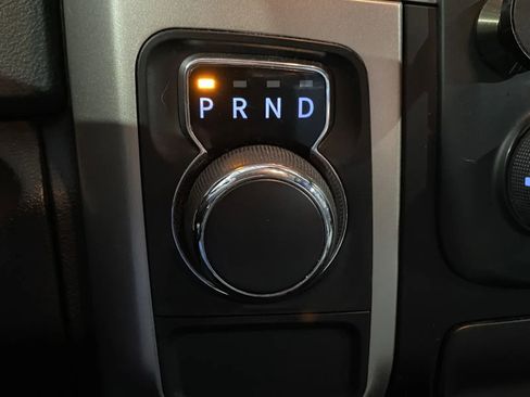 Used 2020 RAM 1500 Classic SLT image 17