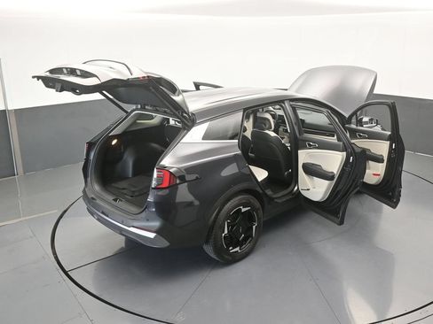 Used 2026 Kia Sportage EX FWD image 67