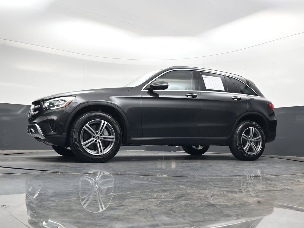 Used 2022 Mercedes-Benz GLC 300 4MATIC w/ Driver Assistance Package image 46