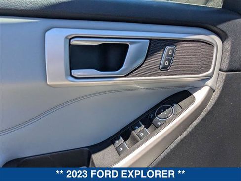 Certified 2023 Ford Explorer XLT w/ Equipment Group 202A AWD/4WD image 10