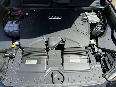 Used 2026 Audi Q8 Premium Plus AWD/4WD image 9