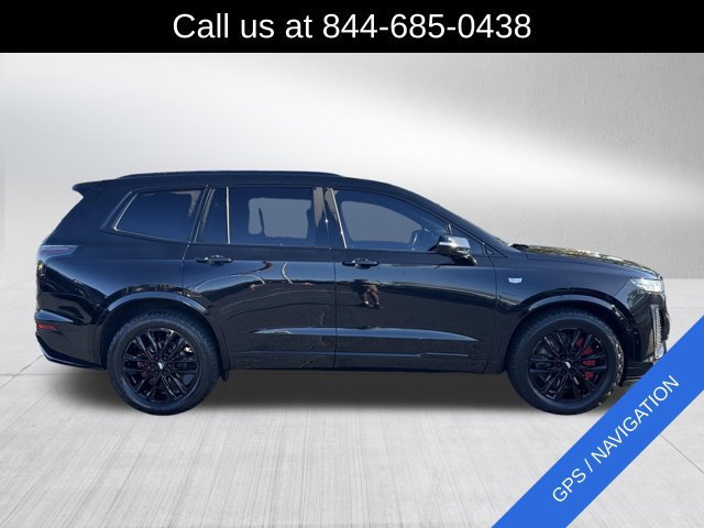 Used 2022 Cadillac XT6 Sport w/ LPO, ONYX Package AWD/4WD image 4