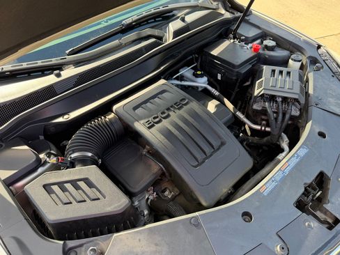 Used 2016 Chevrolet Equinox LT w/ Convenience Package image 34