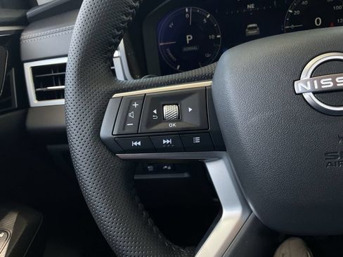 Used 2025 Jeep Compass Limited AWD/4WD image 30