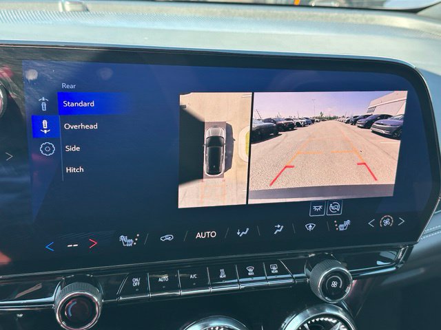 Used 2025 Chevrolet Blazer EV LT AWD/4WD image 30