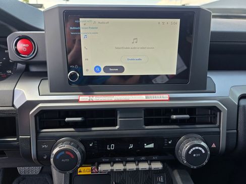 Used 2025 Toyota 4Runner TRD Off-Road image 22