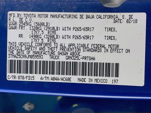 Used 2018 Toyota Tacoma TRD Sport image 12