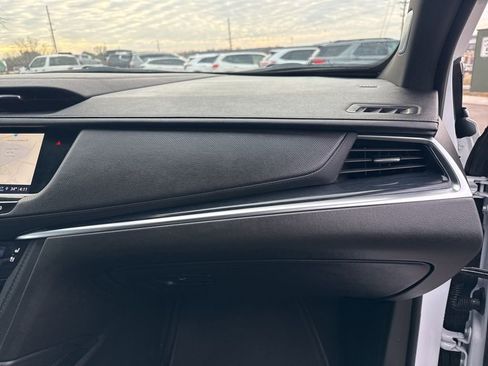 Used 2024 Cadillac XT5 Premium Luxury image 24
