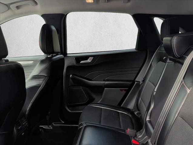 Used 2023 Ford Escape Platinum AWD/4WD image 21