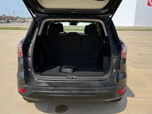 Used 2018 Ford Escape S FWD image 9