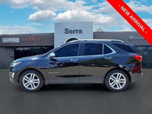 Used 2019 Chevrolet Equinox Premier FWD image 4