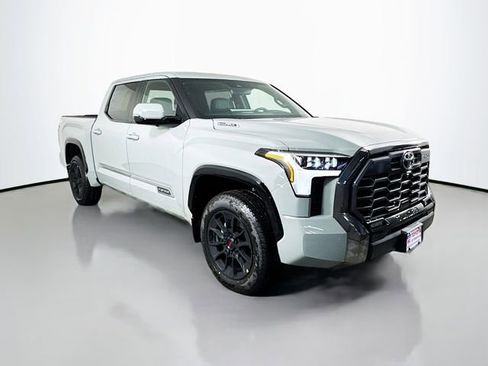 New 2026 Toyota Tundra Limited AWD/4WD image 10