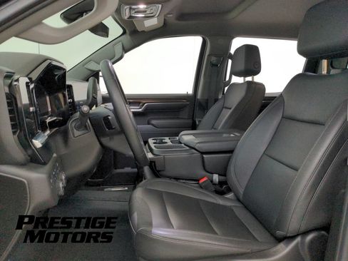 Used 2024 Chevrolet Silverado 1500 LT w/ Z71 Off-Road Package AWD/4WD image 14
