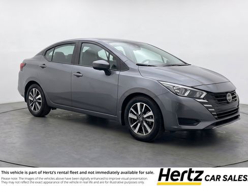 Used 2025 Nissan Versa SV FWD image 1