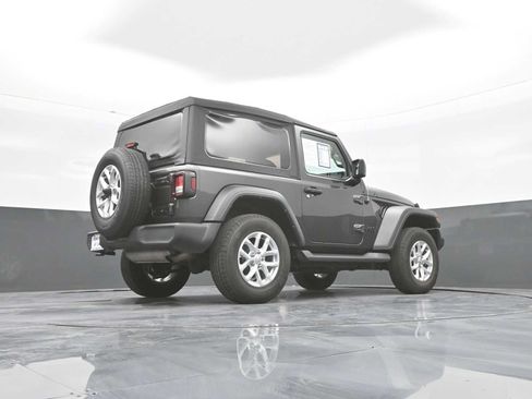 Used 2023 Jeep Wrangler Sport AWD/4WD image 41