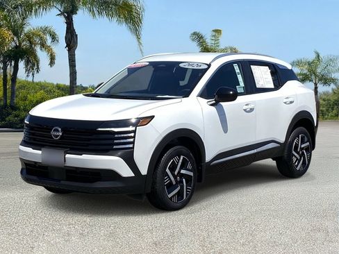 Certified 2026 Nissan Kicks SV FWD image 2