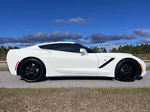 Used 2017 Chevrolet Corvette Stingray Coupe w/ 3LT Preferred Equipment Group image 10