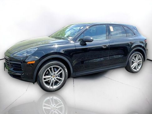 Used 2020 Porsche Cayenne AWD/4WD image 2