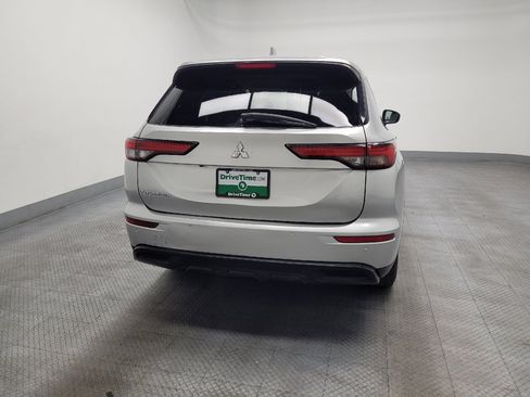 Used 2022 Mitsubishi Outlander ES FWD image 7