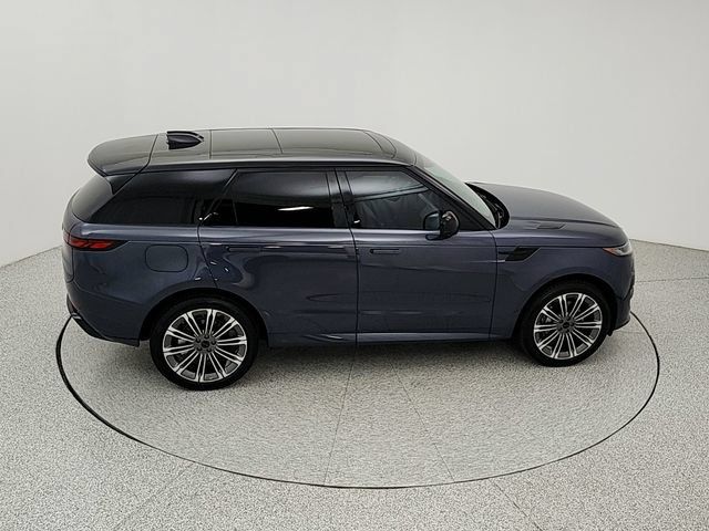 Certified 2026 Land Rover Range Rover Sport Dynamic SE AWD/4WD image 16