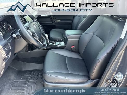Used 2024 Toyota 4Runner TRD Off-Road Premium AWD/4WD image 13