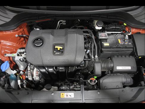 Used 2025 Kia Soul S FWD image 20