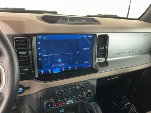 Used 2022 Ford Bronco Wildtrak image 20