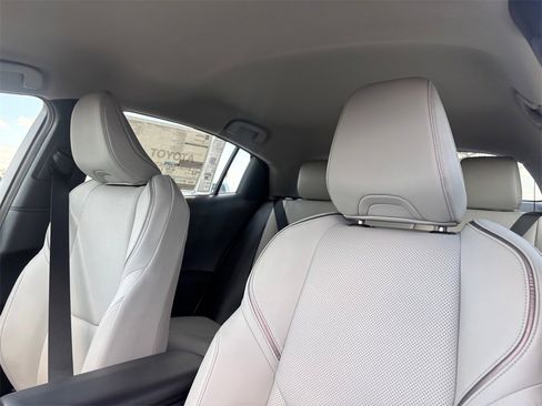 New 2026 Toyota Prius XLE image 13