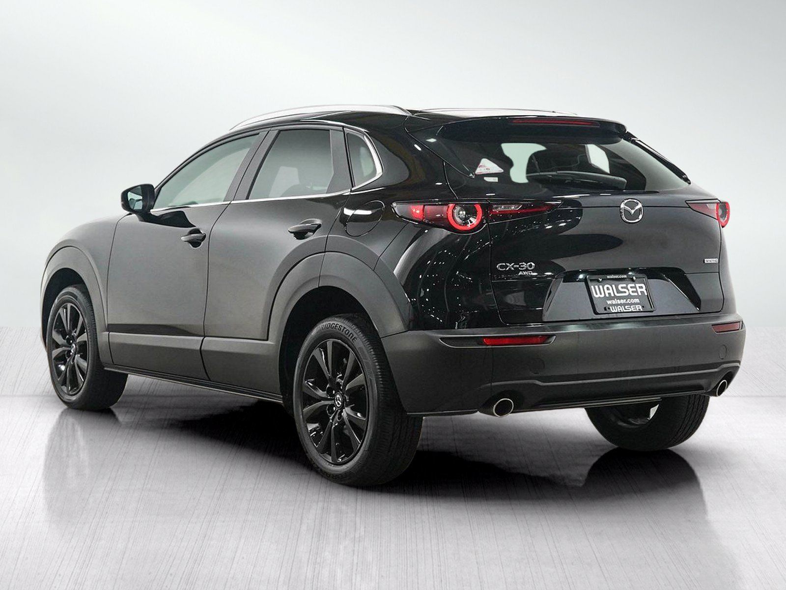 Used 2024 MAZDA CX-30 AWD 2.5 S w/ Select Sport Pkg image 3