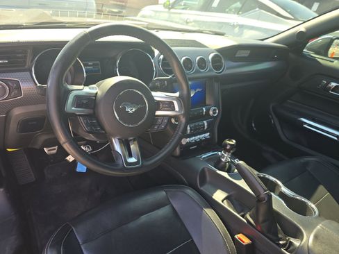 Used 2017 Ford Mustang GT Premium w/ GT Performance Package image 17